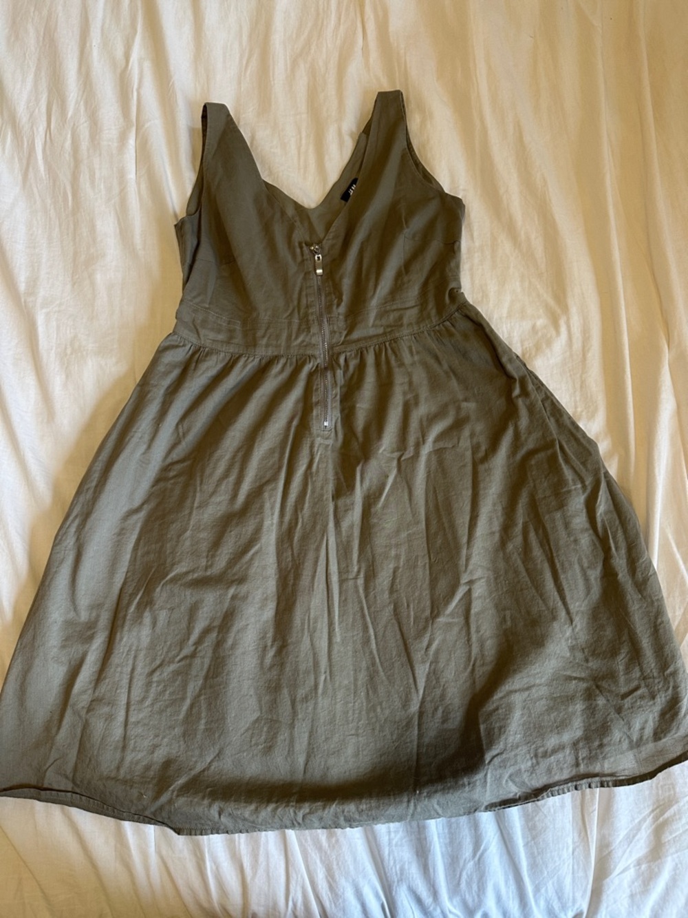 Women’s H&M Khaki Green Dress With Pockets Size 6 100% Cotton